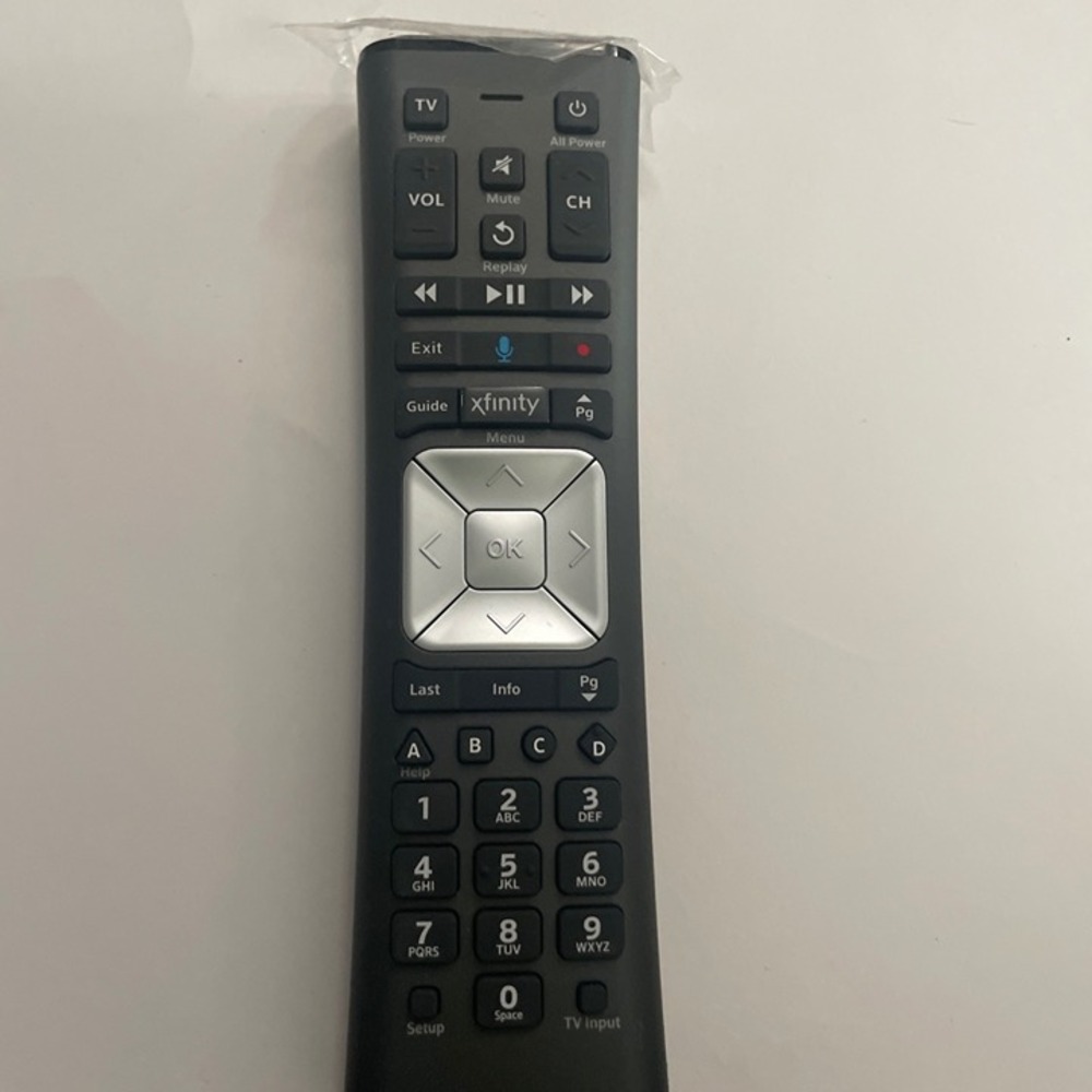 Xfinity XR11 Voice‎ Remote Control Comcast Cable TV Black Like New Voice Search